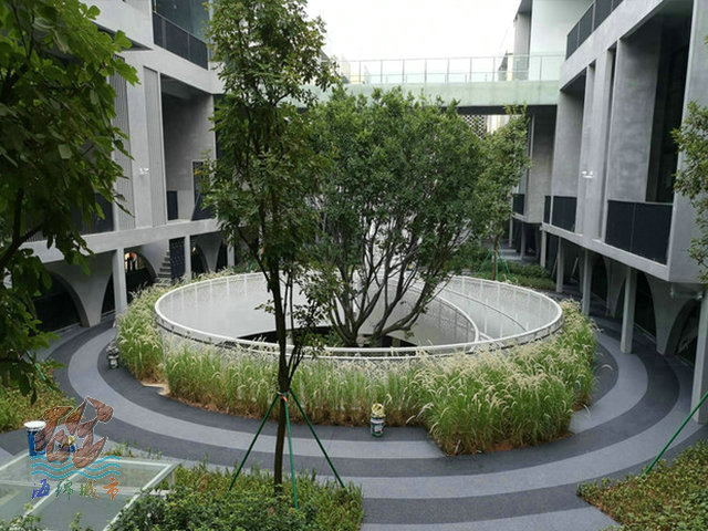 廣州天河創意園灰弧透水混凝土項目