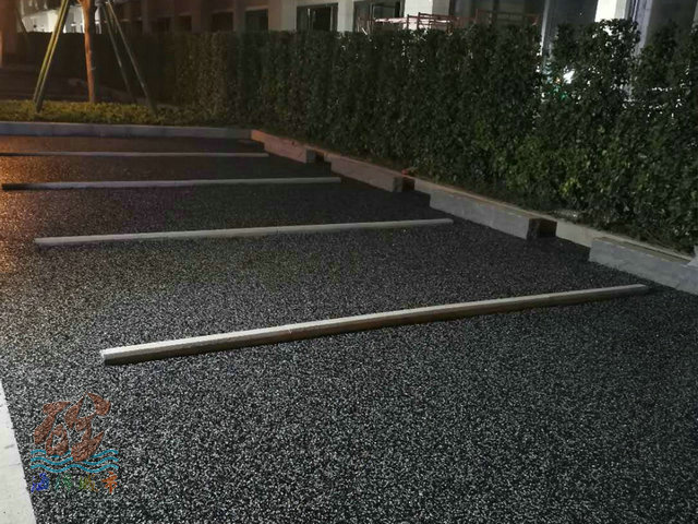 廣州大國璟透水停車場膠粘石工程項目