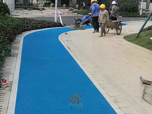 湛江原宇花園透水冷鋪瀝青工程
