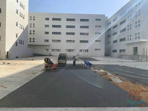 深圳愛商科技園透水混凝土項目施工中